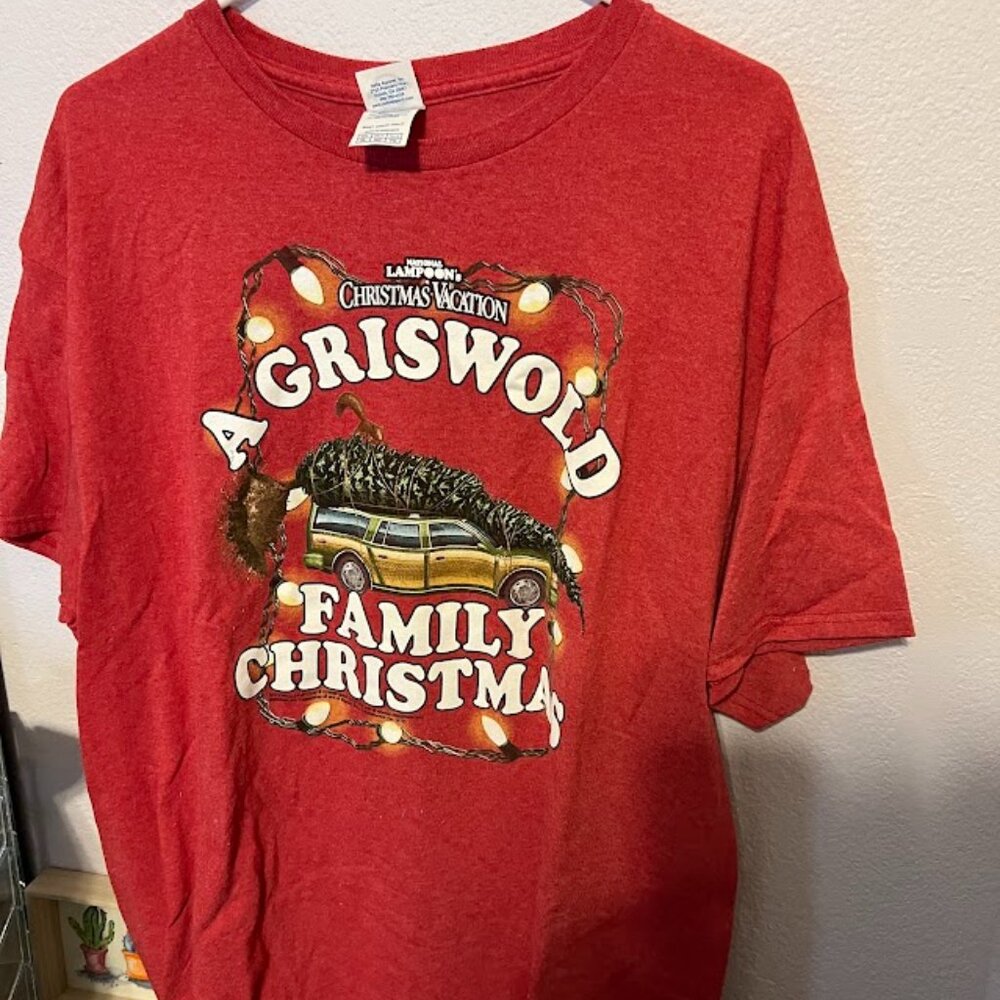 XL Griswold Family Christmas graphic T